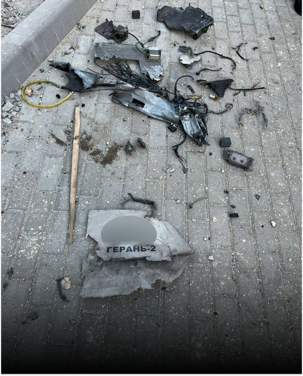 Сломанный квадрокоптер. Фото шахида дрона украинского. Бпла в подольске. На обломках дрона. Бпла-камикадзе "harop".