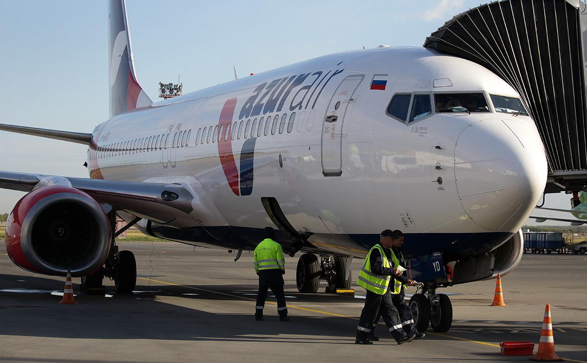 Azur air пхукет. В 739 Азур Эйр. Азур Эйр Толмачево. Авиакомпания Россия. Azur Air в Дубае.