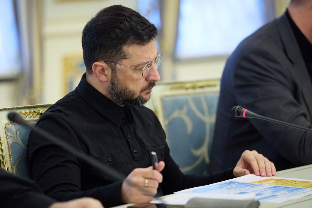 59% украинцев считают, что выборы президента возможны только после завершения войны и подписания мирного соглашения - опрос